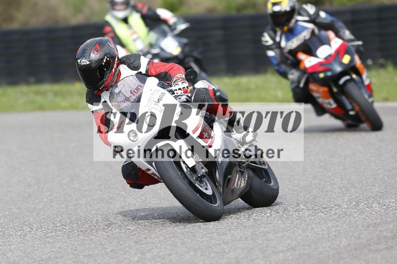/53 16.09.2025 Track Day Domi Aegerter ADR/Gruppe gelb/44
